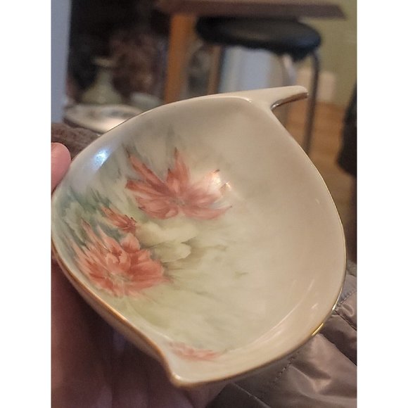 Handpainted And Signed J. Kirby 1967 Limoges Dresser Tray Charger Poinsettia - Picture 8 of 10